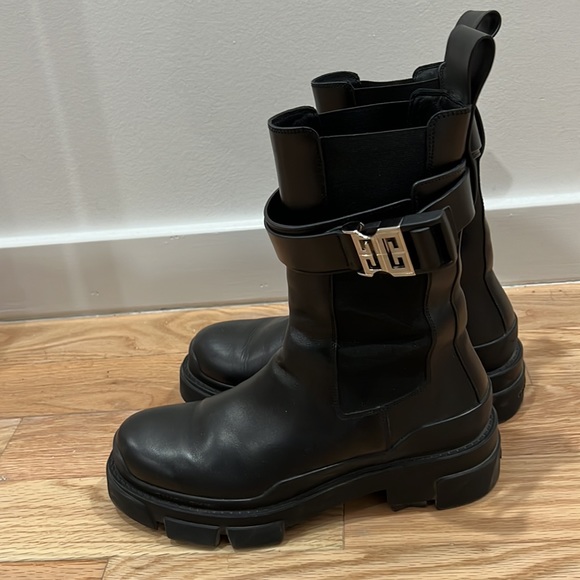 Givenchy Terra Chelsea boots - Picture 5 of 7